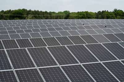 Image for U.S. investors lean on blank-check firms in search for energy transition targets