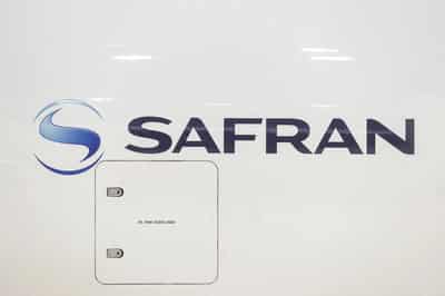 Image for French jet engine maker Safran gets Italy’s clearance to buy Microtecnica