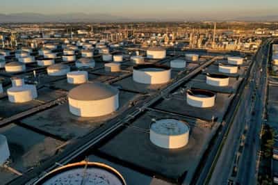 Image for Oil drops $6 on positive signals from Russia-Ukraine peace talks