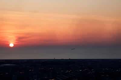 Image for As war spreads, airline pilots contend with drones, missiles - and stress