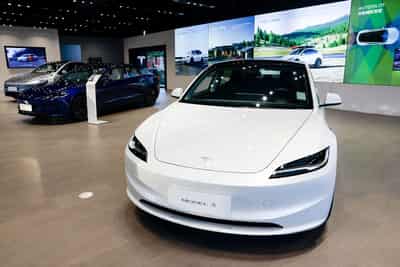Image for Tesla gambles that introducing new models no longer matters