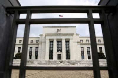 Image for Analysis: U.S. banks face trillion-dollar reverse repo headache