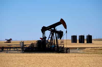 Image for Oil falls after US, Iran talks conclude in Doha