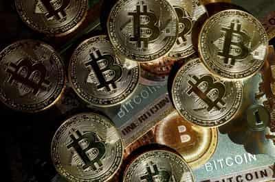 Image for Bitcoin falls 4% to $99,237