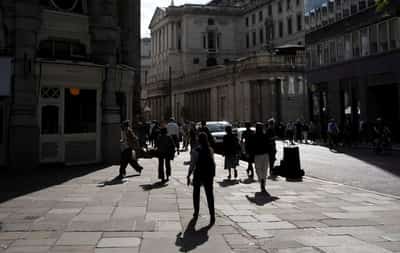 Image for UK living standards set to stagnate for rest of 2020s, think tank says
