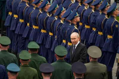 Image for Putin says Russia will start seizing EU vessels if bloc goes after Russian ships