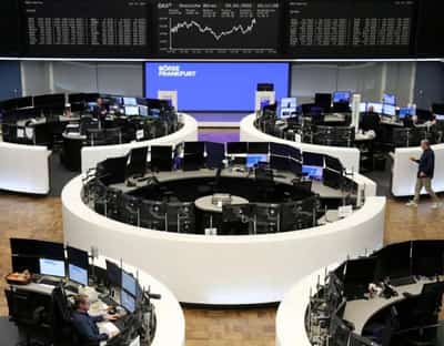 Image for Lacklustre earnings, Fed nerves weigh on European shares