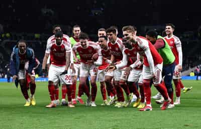 Image for Soccer-Arsenal look for back-to-back London derby wins with City breathing down their neck