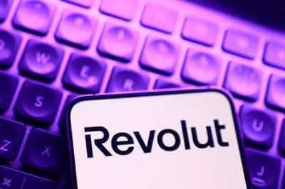 Image for UK's Revolut eyes new share sale later this year, Bloomberg News reports