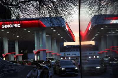 Image for China oil majors resume seeking Russian oil after a 4-month halt, sources say