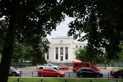 Image for Global economy set to cruise at a solid 3% growth rate next year