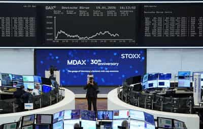 Image for Morning Bid: Markets cling to hopes of a Davos de-escalation