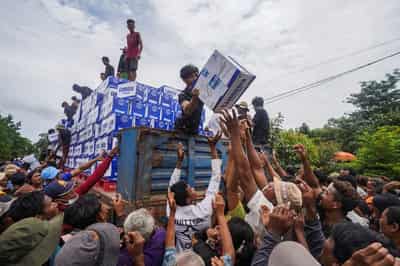 Image for Thailand and Cambodia to hold talks on deadly border conflict in Malaysia