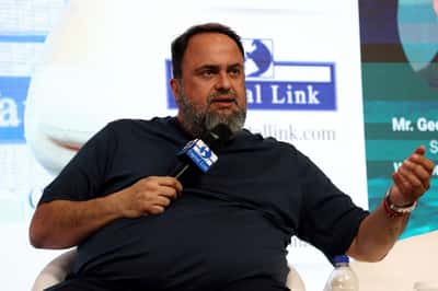Image for The West must speed up scrapping of shadow fleet as hazards grow, Greek shipping magnate says