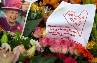 Image for Loss of queen brings first encounter with death for some children
