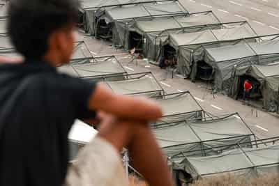 Image for Italy extends border curbs with Spain a month after migrant rush