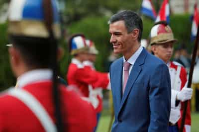 Image for Spanish PM Sanchez says US invasion of Greenland 'would make Putin happiest man on earth'