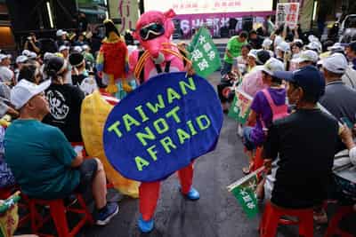 Image for China rallies for opposition as Taiwan gears up for mass parliamentary recall