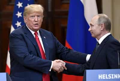 Image for Trump says he had 'very productive' call with Putin ahead of Zelenskiy meeting