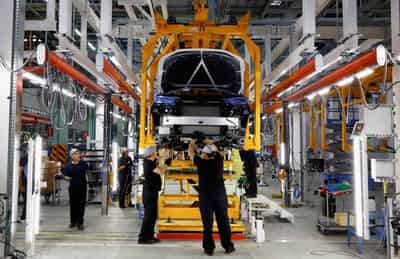 Image for Analysis-Spain courts Chinese firms but looks to EU for ground rules