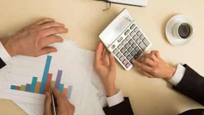 Image for UK businesses prepared to spend a third of their annual budget on a payments solution but confused by options