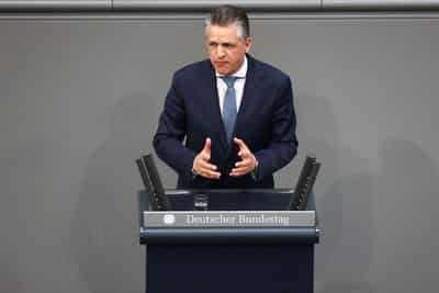 Image for New German chancellery chief calls for tougher Russia sanctions