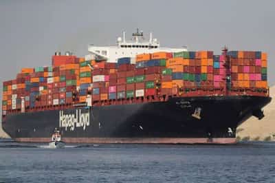 Image for Hapag-Lloyd Q1 net profit more than triples, expects strong Q2