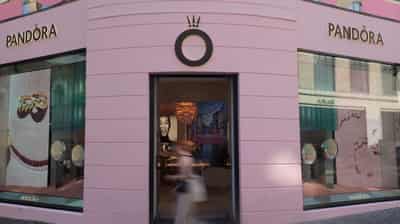 Image for World's biggest jeweller Pandora braces for fierce Black Friday competition
