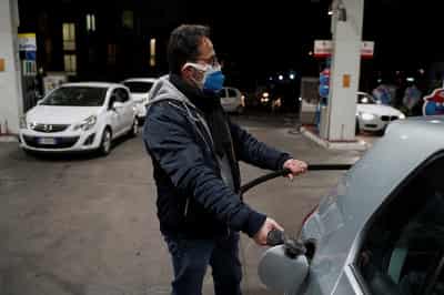 Image for Italy's government to extend cut in fuel excise duty