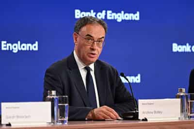Image for UK to issue first 'digital' bond by early 2027, finance minister says