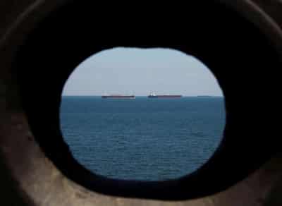 Image for Oil settles near $70/bbl on hopes of recovering demand