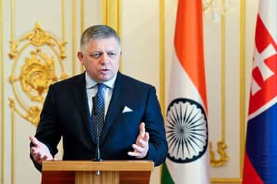 Image for Slovak government to face confidence vote as debt hits limits