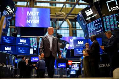 Image for Hedge funds ramp up bets on falling stocks