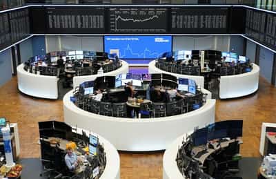 Image for European shares end flat as markets assess earnings flurry