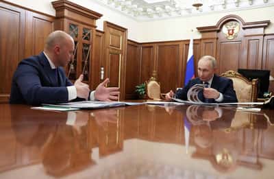Image for Russia issues nuclear warning to NATO as tensions rise in the Baltic
