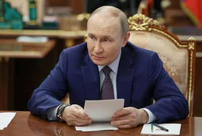 Image for Russia says its demands are unchanged: full Ukrainian withdrawal from regions that Moscow claims