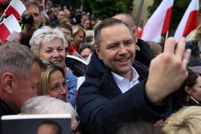 Image for Nationalist Polish presidential contender talks tough on Ukraine