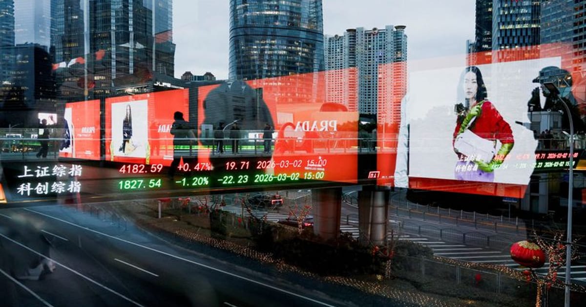 Stocks Drop as Middle East Conflict Sparks Inflation Fears