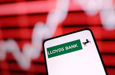 Image for Lloyds and Close Brothers shares fall on motor finance ruling