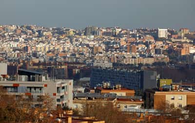 Image for Spain's 100% non-EU property tax stalls in congress