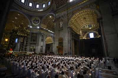 Image for St Peter's Basilica to boost security but avoid 'militarisation'