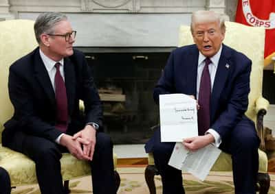 Image for Trump says trade deal between US, UK to be comprehensive