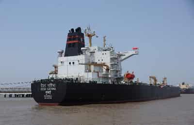 Image for Morning Bid: Shipping oil gets ever harder, costlier