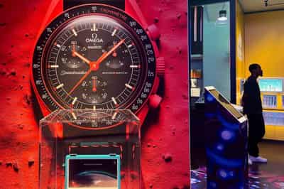Image for Swatch shareholder vote tests Hayek grip after advisers back Wood