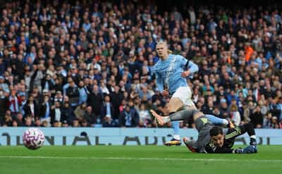 Image for Soccer-Man City and Haaland clobber United 3-0 in Manchester derby