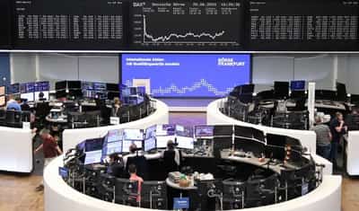 Image for European stocks rally after first round of French vote