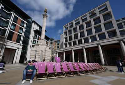 Image for UK stocks rise on boost from industrials and financials
