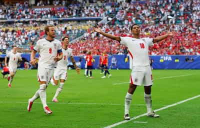 Image for Soccer-Bellingham double guides England to World Cup semis in extra-time win over Norway