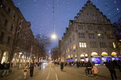 Image for Billionaires are inheriting record levels of wealth, UBS report finds