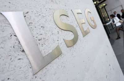 Image for FTSE 100 rises as heavyweight banks offset RELX drop; logs weekly gain